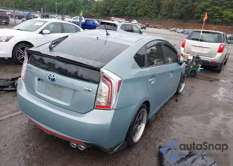 2014 Toyota Prius Two z USA, uszkodzony, nr VIN JTDKN3DU5E1738595